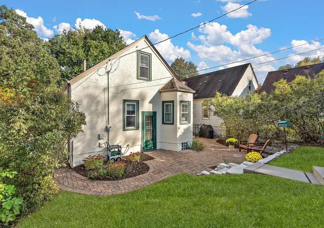Photo 4 of Single family home for sale at 5252 Drew Ave S, Minneapolis, MN 55410 | MLS# 7094460 | Listing updated on 2026-09-04
