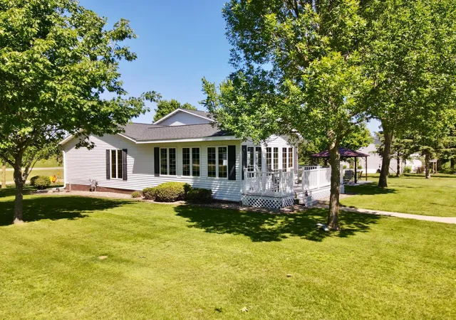 Photo 4 of Single family home for sale at 33434 Country Loop, Wadena, MN 56482 | MLS# 7094470 | Listing updated on 2026-09-02