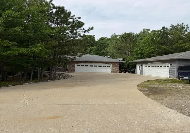 1st image of 5595 Pine St, Tower, MN 55790 | MLS# 7094478