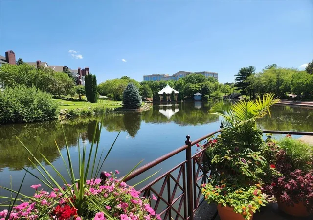 Homes for sale in Edina, MN | 7606 York Ave S #7107, Edina, MN 55435 | MLS# 7094493