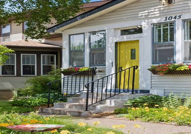 5th image of 1045 Van Slyke Ave, Saint Paul, MN 55103 | MLS# 7094494