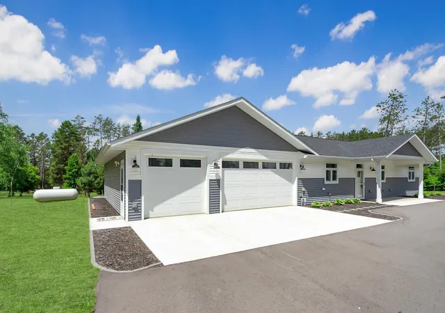5th image of 363 Pine Acres Trl Nw, Backus, MN 56435 | MLS# 7094503