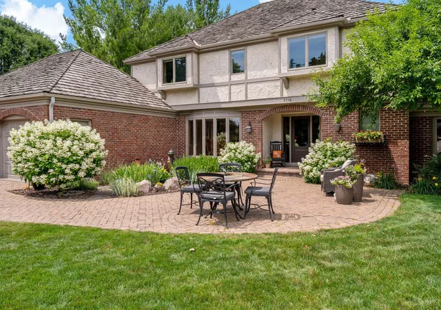 Photo 3 of Sale Pending at 5708 Long Brake Trl, Minneapolis, MN 55439 | MLS# 7094518 | Listing updated on 2026-09-04