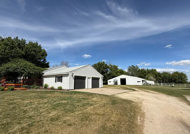 Photo 3 of Single family home for sale at 73798 200th Avenue, Hayfield, MN 55940 | MLS# 7094521 | Listing updated on 2026-07-22