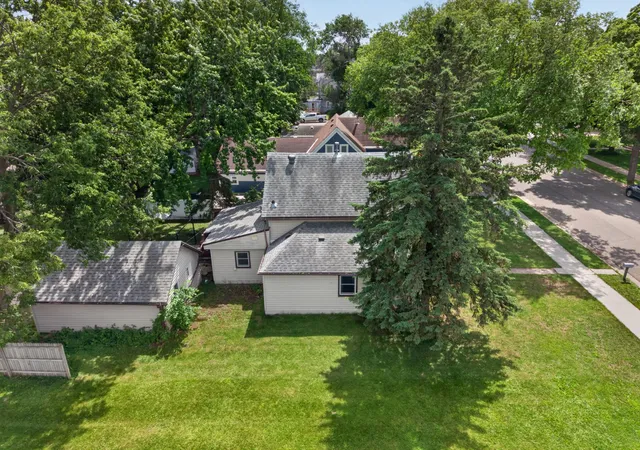 33rd image of 317 S 4th St, Le Sueur, MN 56058 | MLS# 7094525