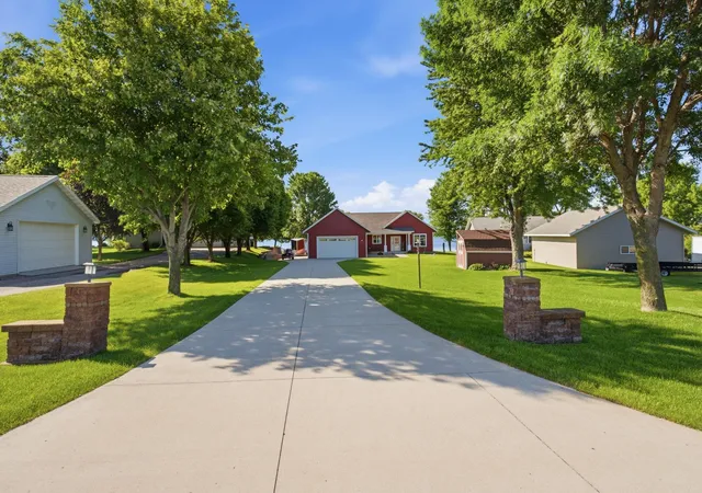Homes for sale in Spicer, MN | 4631 141st Ave Ne, Spicer, MN 56288 | MLS# 7094573