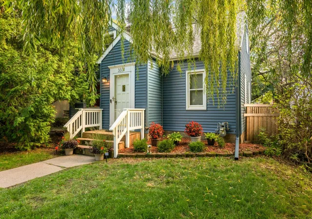 3rd image of 3331 Parkview Blvd, Minneapolis, MN 55422 | MLS# 7094599