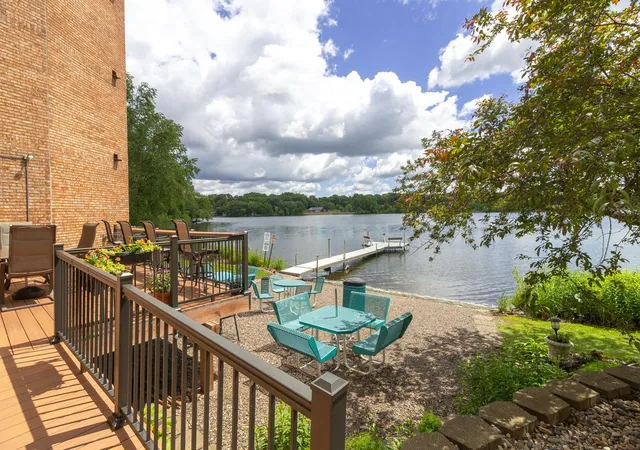 Homes for sale in Oakdale, MN | 329 Geneva Ave N #315, Oakdale, MN 55128 | MLS# 7094661