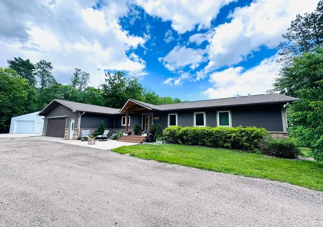 42nd image of 25190 E Cozy Cove Rd, Detroit Lakes, MN 56501 | MLS# 7094662