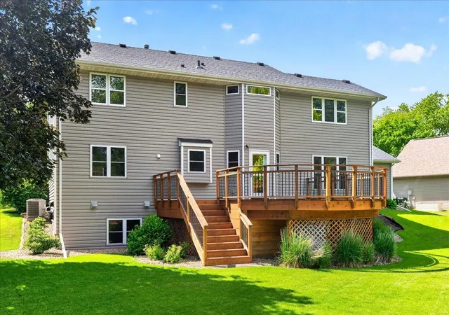 Homes for sale in Eagan, MN | 4708 Weston Hills Dr, Eagan, MN 55123 | MLS# 7094688
