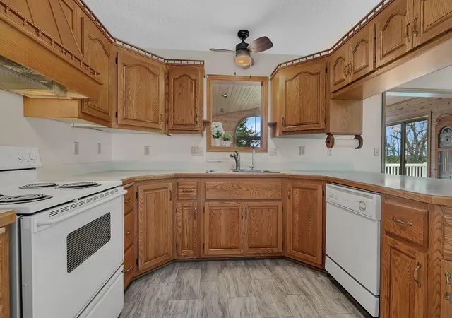 image of 1711 54th St Se, Saint Cloud, MN 56304 | MLS# 7094720