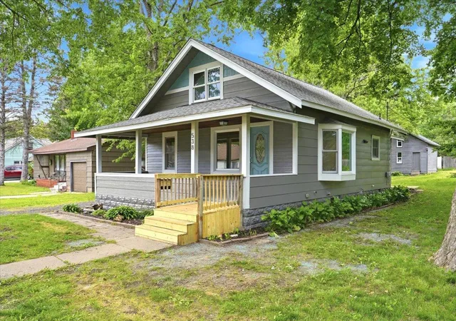 2nd image of 538 N Pearl St, River Falls, WI 54022 | MLS# 7094735