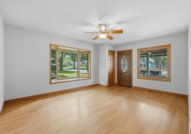 5th image of 538 N Pearl St, River Falls, WI 54022 | MLS# 7094735