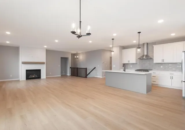 4th image of 5408 176Th St W, Lakeville, MN 55044 | MLS# 7094755