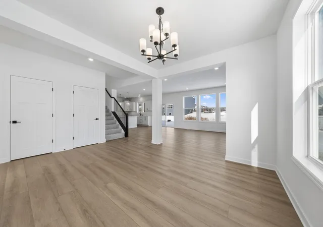 5th image of 18356 Huntley Trl, Lakeville, MN 55044 | MLS# 7094774