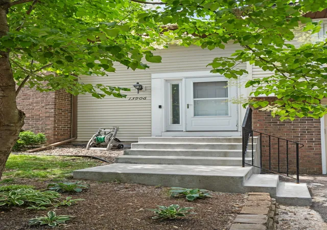 Photo 2 of Single family home for sale at 13906 Herald Way, Saint Paul, MN 55124 | MLS# 7094854 | Listing updated on 2026-07-21