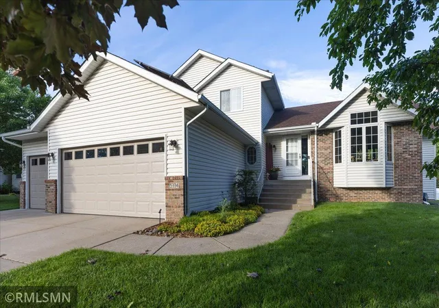 1st image of 5334 89th Crescent Cir N, Brooklyn Park, MN 55443 | MLS# 7094864
