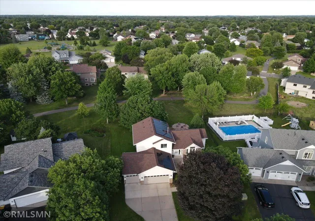 3rd image of 5334 89Th Crescent Cir N, Brooklyn Park, MN 55443 | MLS# 7094864