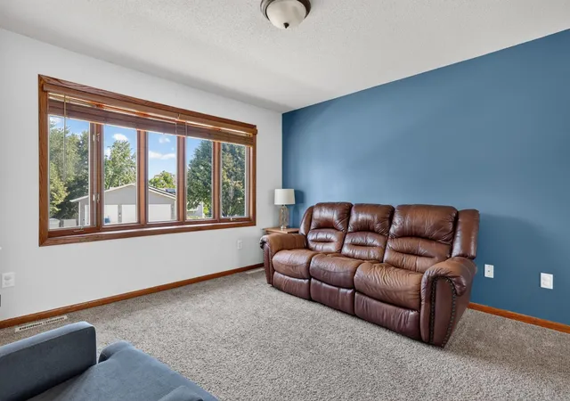 5th image of 4838 11Th Ct Nw, Rochester, MN 55901 | MLS# 7094875