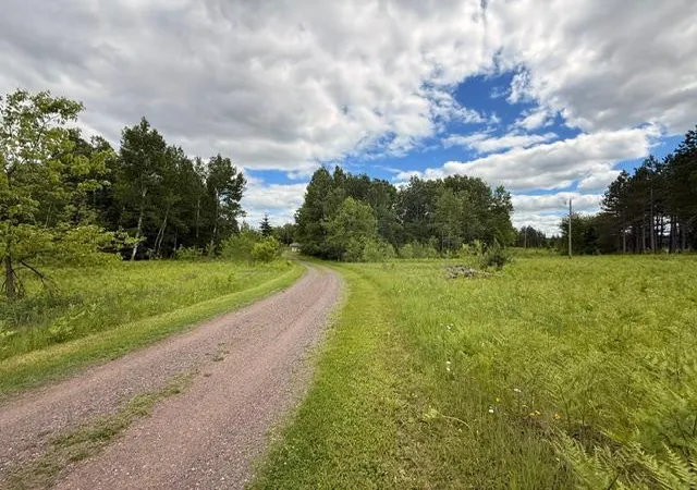 32nd image of 1672 County Road 146, Holyoke, MN 55749 | MLS# 7094957