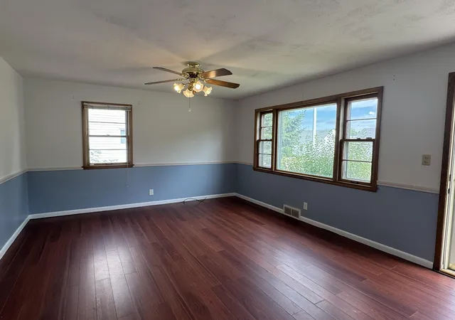5th image of 932 Willow St, Fairmont, MN 56031 | MLS# 7094994