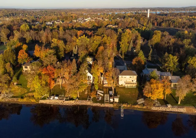 2nd image of 884 White Clover Beach Rd, Detroit Lakes, MN 56501 | MLS# 7095014