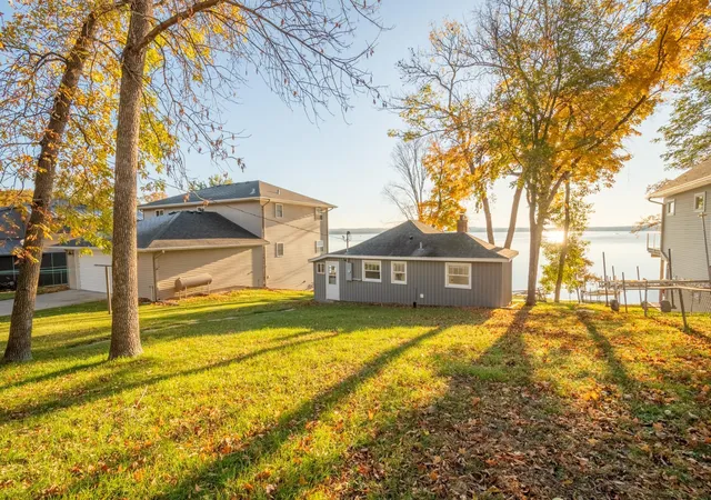 5th image of 884 White Clover Beach Rd, Detroit Lakes, MN 56501 | MLS# 7095014