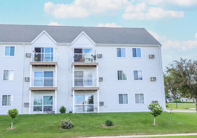 2nd image of 101 Albion Ave #307, Fairmont, MN 56031 | MLS# 7095031