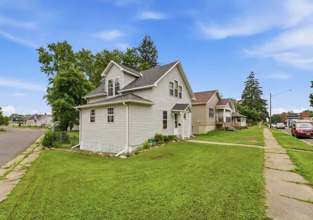 48th image of 142 Maple St E, Amery, WI 54001 | MLS# 7095033