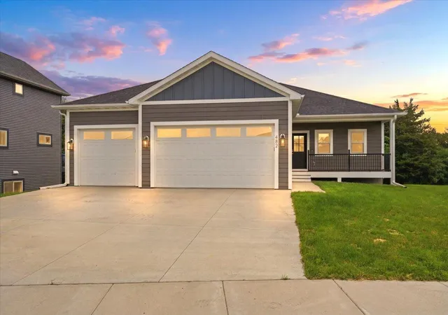 2nd image of 482 Westwood, River Falls, WI 54022 | MLS# 7095044