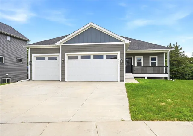 3rd image of 482 Westwood, River Falls, WI 54022 | MLS# 7095044