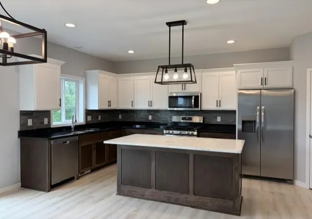 image of 987 45th Ave Ne, Saint Cloud, MN 56304 | MLS# 7095045
