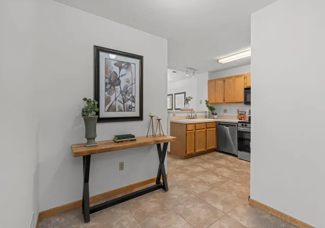 Homes for sale in Plymouth, MN | 2225 Ranchview Ln N #2, Plymouth, MN 55447 | MLS# 7095057