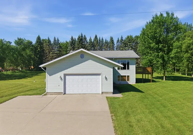 Homes for sale in Detroit Lakes, MN | 28249 Meadow Dr, Detroit Lakes, MN 56501 | MLS# 7095058