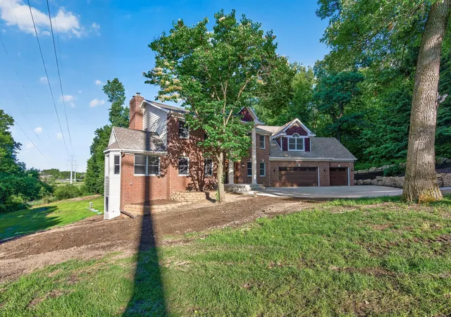 5th image of 50 Sunny Side Ln, Sunfish Lake, MN 55118 | MLS# 7095059