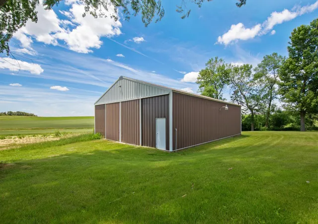 Homes for sale in Faribault, MN | 21500 Hayward Ave, Faribault, MN 55021 | MLS# 7095090
