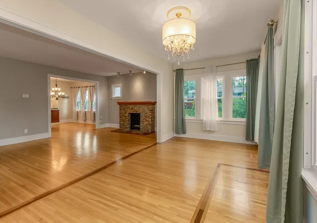 5th image of 1004 Sheridan Ave N, Minneapolis, MN 55411 | MLS# 7095101