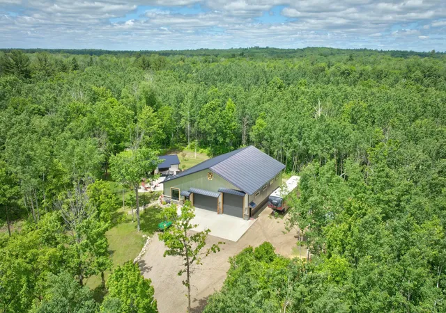 2nd image of 40293 Fox Glen Dr, Fifty Lakes, MN 56448 | MLS# 7095105