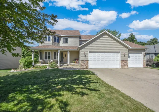 1st image of 1815 Star Dr, Sauk Rapids, MN 56379 | MLS# 7095110