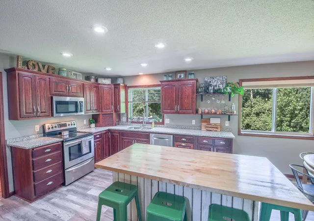 4th image of 1815 Star Dr, Sauk Rapids, MN 56379 | MLS# 7095110