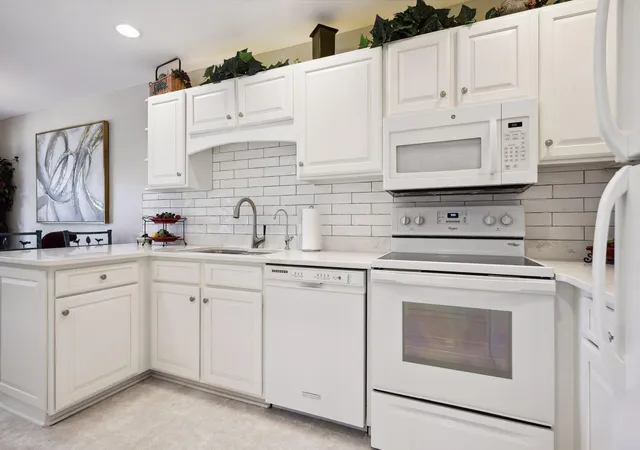 Photo 4 of Single family home for sale at 7561 Zinnia Way, Maple Grove, MN 55311 | MLS# 7095113 | Listing updated on 2026-07-08