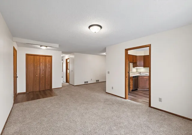 Homes for sale in Coon Rapids, MN | 20 94th Cir Nw #203NW, Coon Rapids, MN 55448 | MLS# 7095127