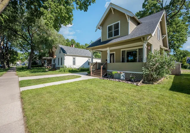 Homes for sale in Mankato, MN | 431 Nicollet Ave, Mankato, MN 56003 | MLS# 7095128