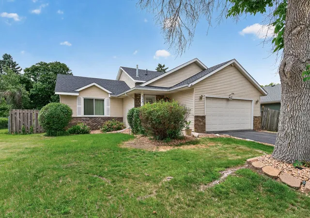 1st image of 6709 Brunswick Ave N, Brooklyn Park, MN 55429 | MLS# 7095143