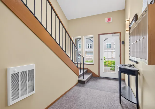 Homes for sale in Minnetonka, MN | 6167 Chasewood Pkwy #202, Minnetonka, MN 55343 | MLS# 7095153