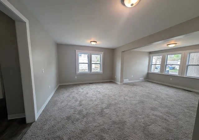 Photo 3 of Sale Pending at 611 24th Avenue N, Minneapolis, MN 55411 | MLS# 7095157 | Listing updated on 2026-10-14