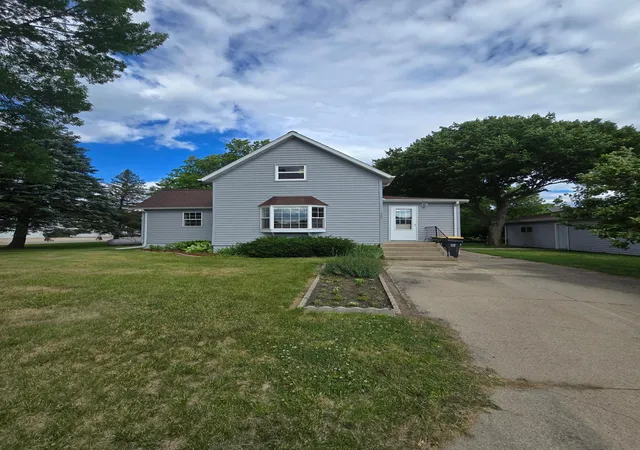 Homes for sale in Milroy, MN | 500 Lexington St, Milroy, MN 56263 | MLS# 7095172