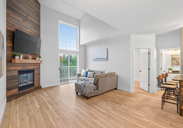 4th image of 17544 Elm Rd N #17544, Maple Grove, MN 55311 | MLS# 7095180