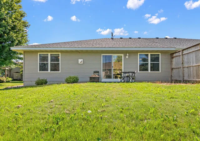 Homes for sale in Ellsworth, WI | 937 Anika Ct, Ellsworth, WI 54011 | MLS# 7095188