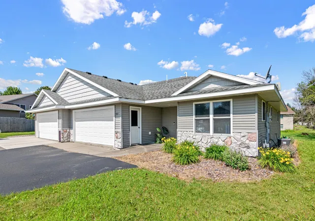 Homes for sale in Ellsworth, WI | 937 Anika Ct, Ellsworth, WI 54011 | MLS# 7095188